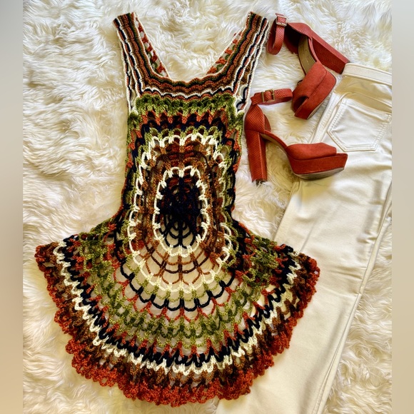 SOLD! 🔴 Vintage Crochet Single Stitch Sweater Vest | 1970’s Multicolor - Picture 13 of 13